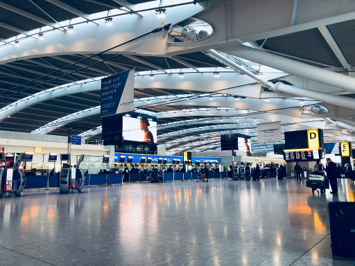 Upper Cars Limited Banbury Airport Transfers 2 Medium